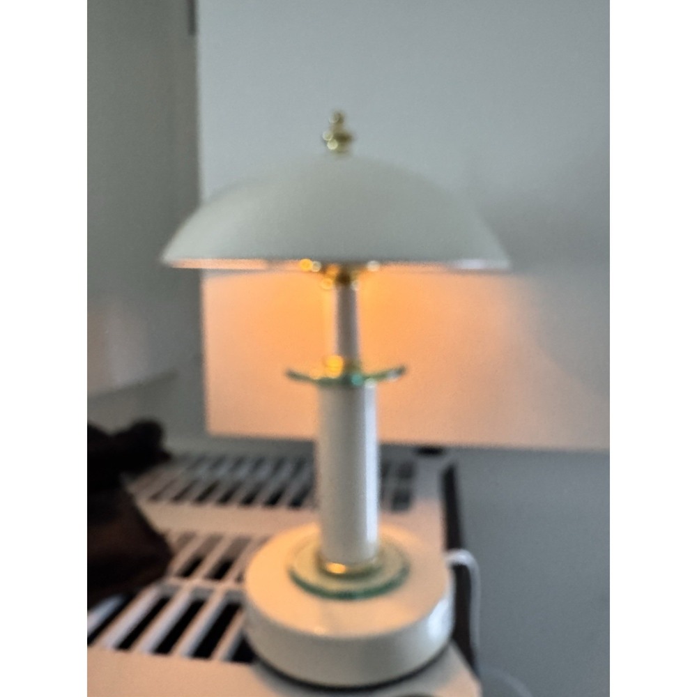 RETRO WHITE DOME MUSHROOM STYLE DESK LAMP 70s UFO Vintage Classic Light WORKS - Picture 3 of 9